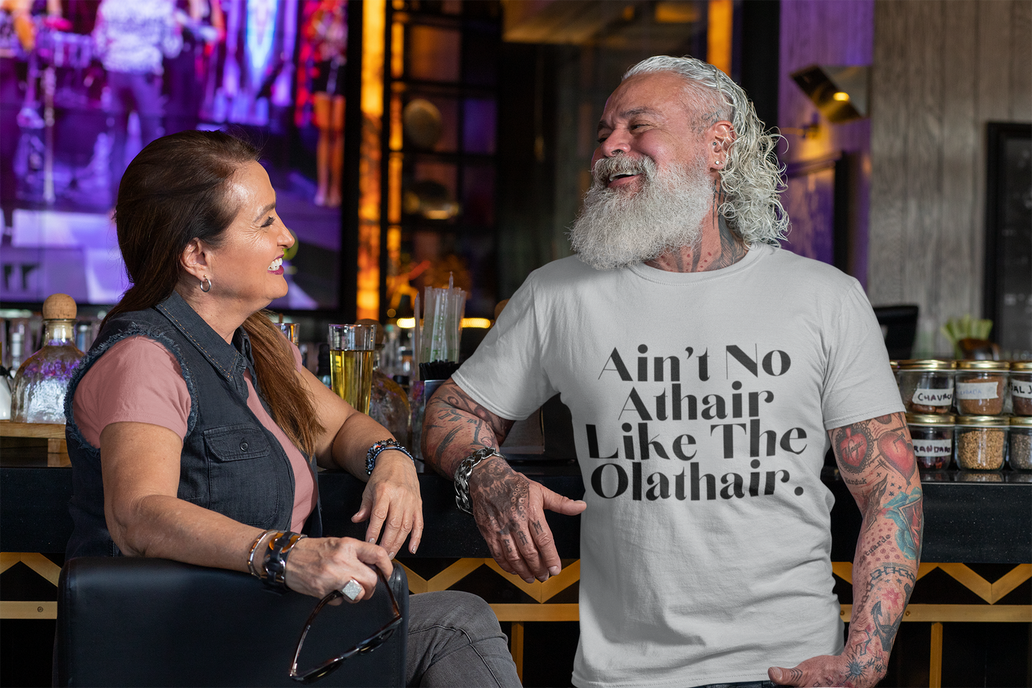 Ain't No Athair Like the Olathair -Short-Sleeve Unisex T-Shirt - Autumn, Leaf, Silver - Eel & Otter