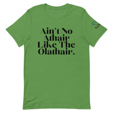 Load image into Gallery viewer, Ain&#39;t No Athair Like the Olathair -Short-Sleeve Unisex T-Shirt - Autumn, Leaf, Silver - Eel &amp; Otter